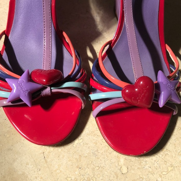 Coach wedge sandals with fun charms. - Picture 7 of 7